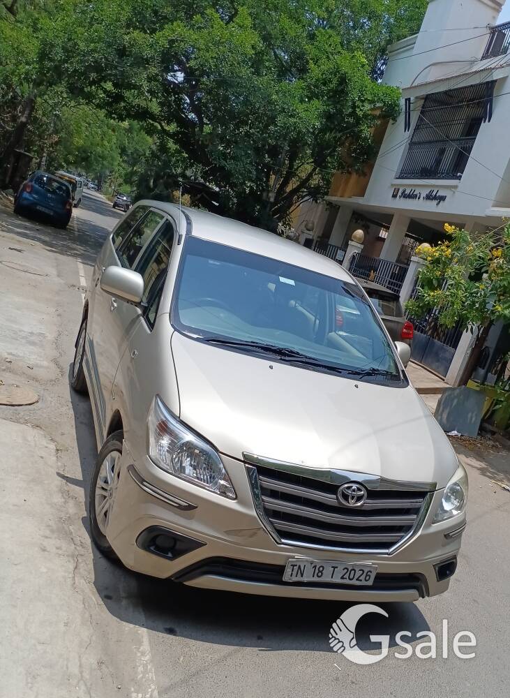Toyota innova G km.120000 2013 model 