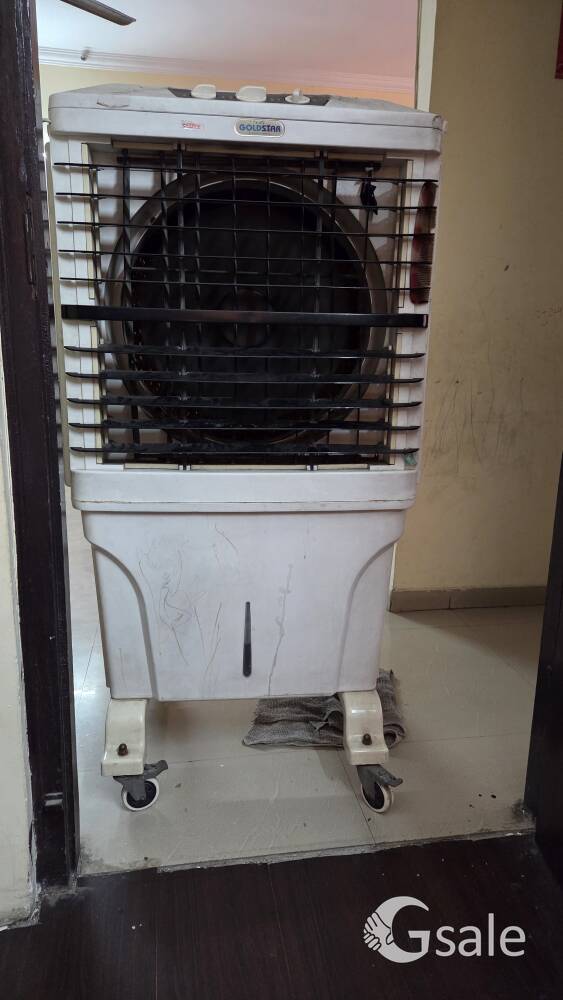 Goldstar full height cooler with exhaust fan in good condition 