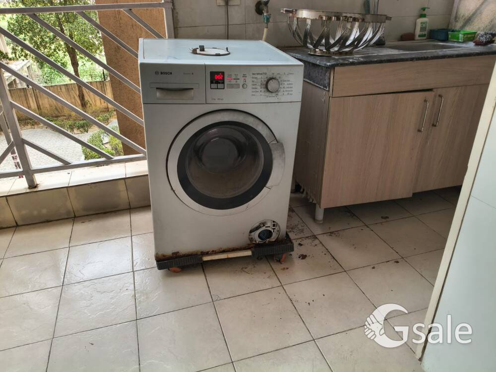 Bosch Washing Machine in working condition