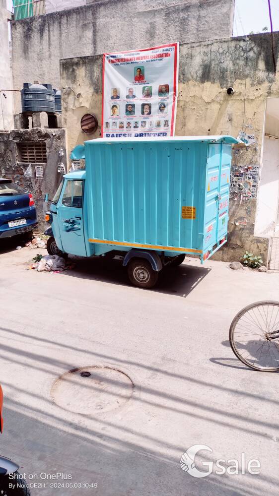 3 wheeler auto ev Piaggio 