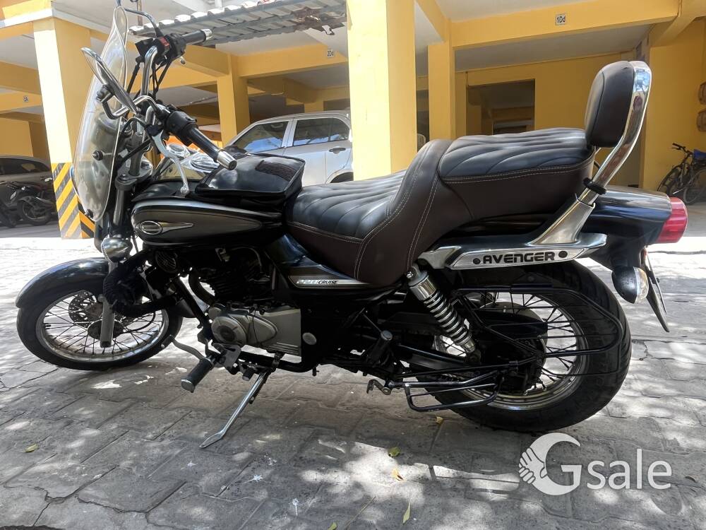     Bajaj Avenger Cruise 220 (2017) | 65K Kms | Excellent Condition | Fully Serviced