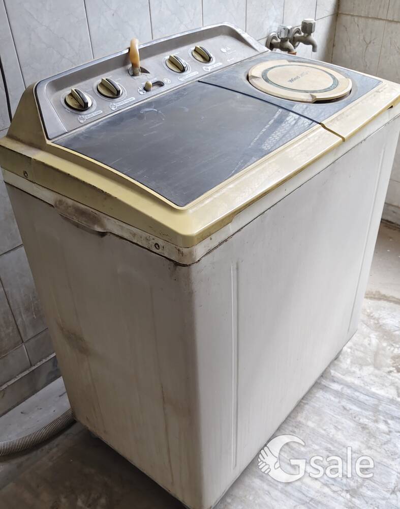 LG semi automatic washing machine 