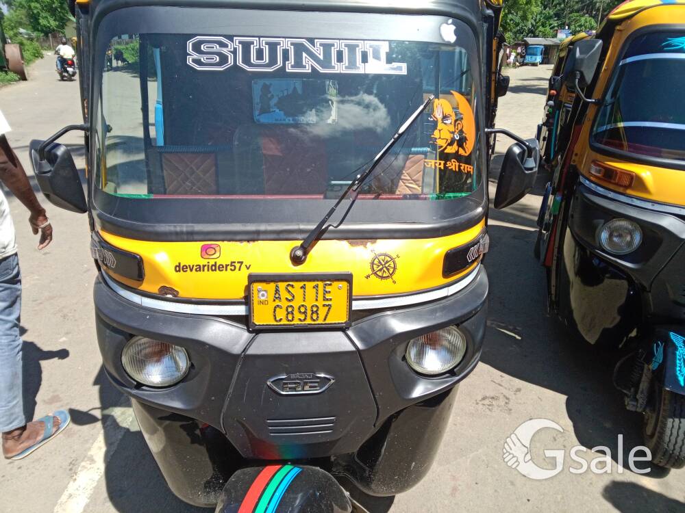 auto bajaj B's 7 
