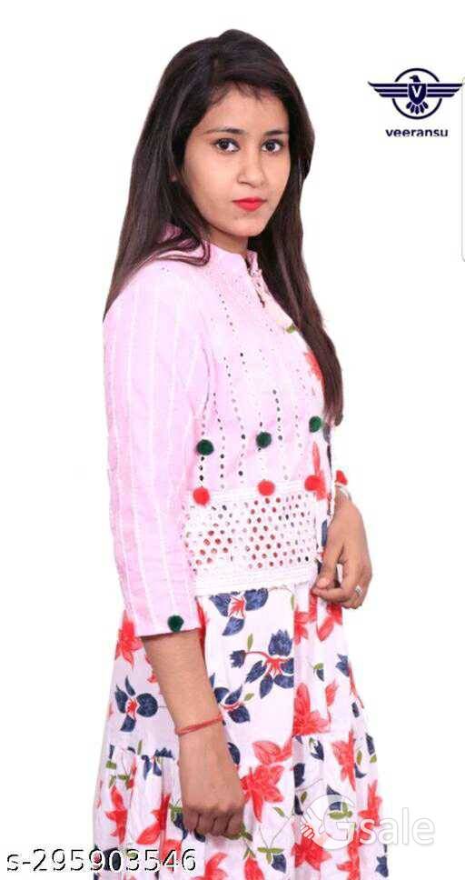 Refined womens printed sleevless gown with Ethnic jacket
