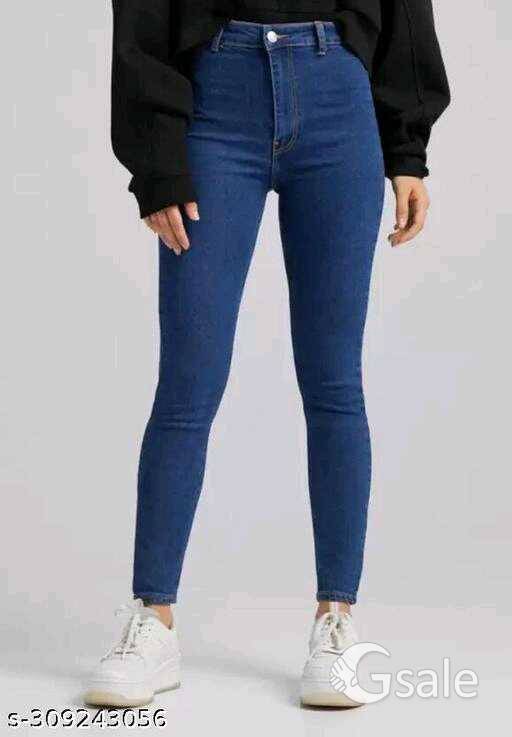 *Stylish Elegant Women Jeans*