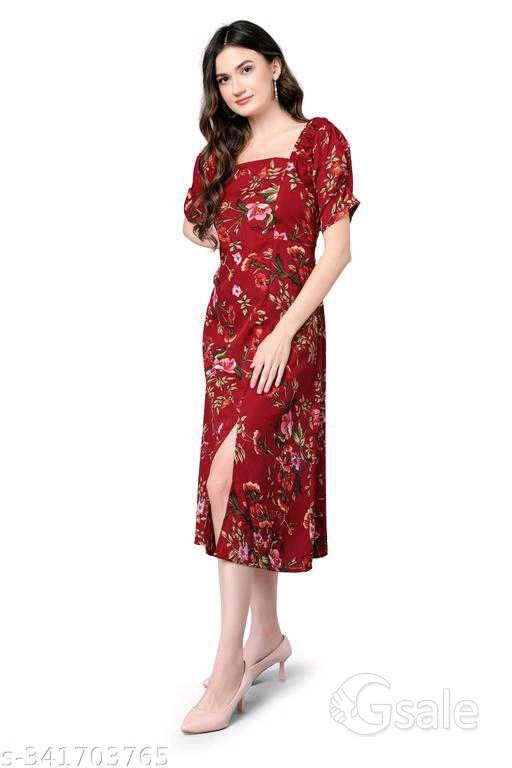AMAZING WOMAN PRINTED SIDE SLIT DRESS