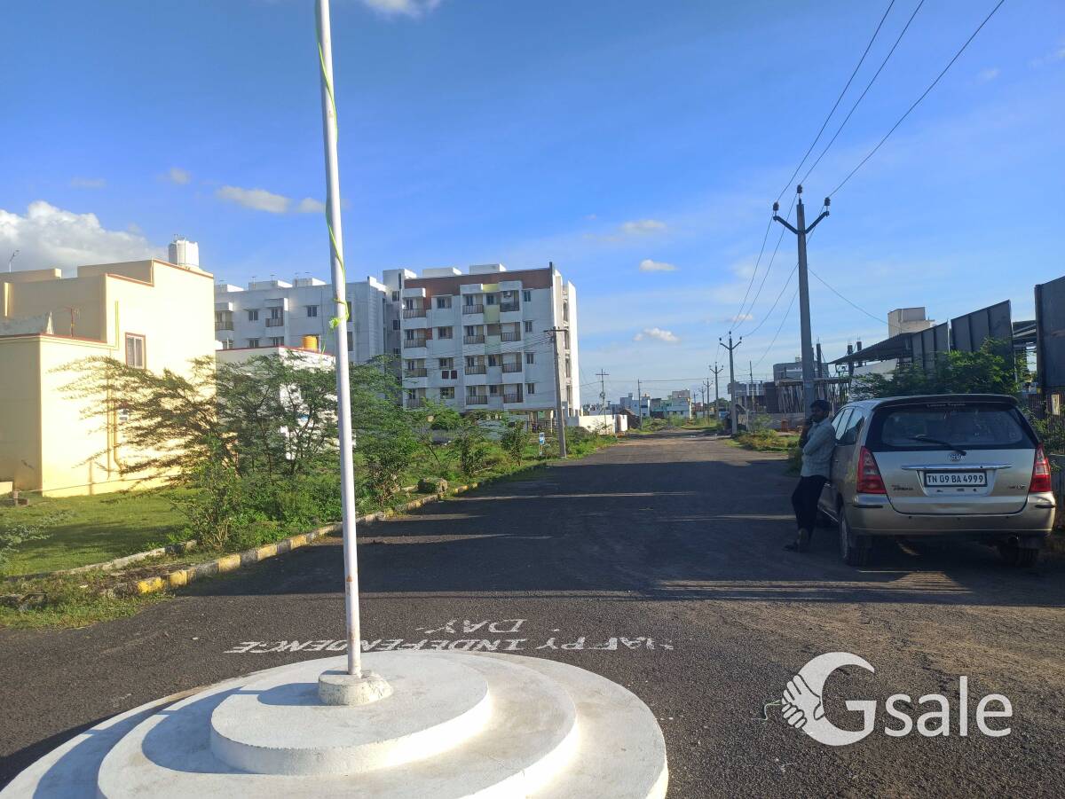 plots sales in avadi