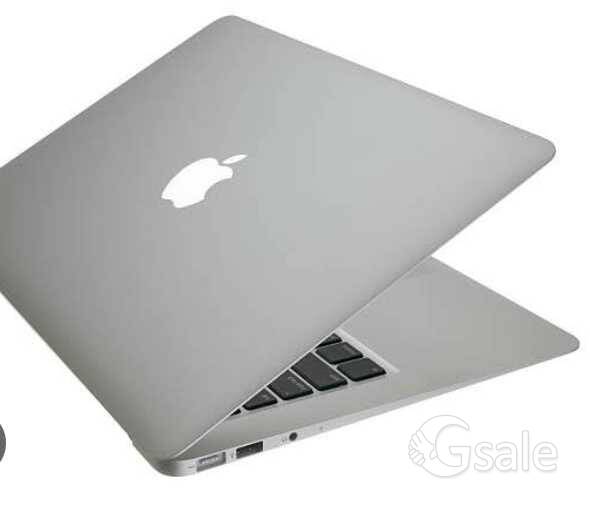 Apple laptop 