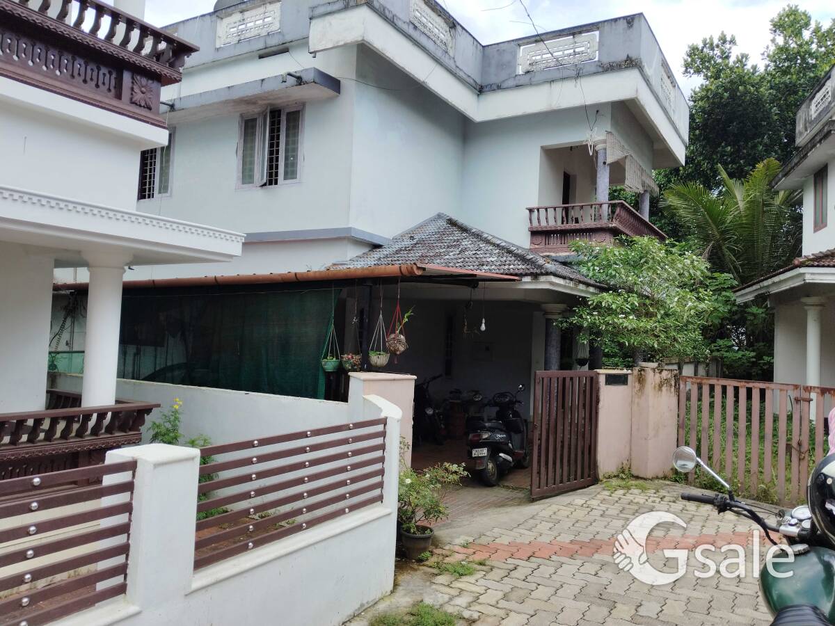 Thrissur nadathara 3bhk house 41 laks