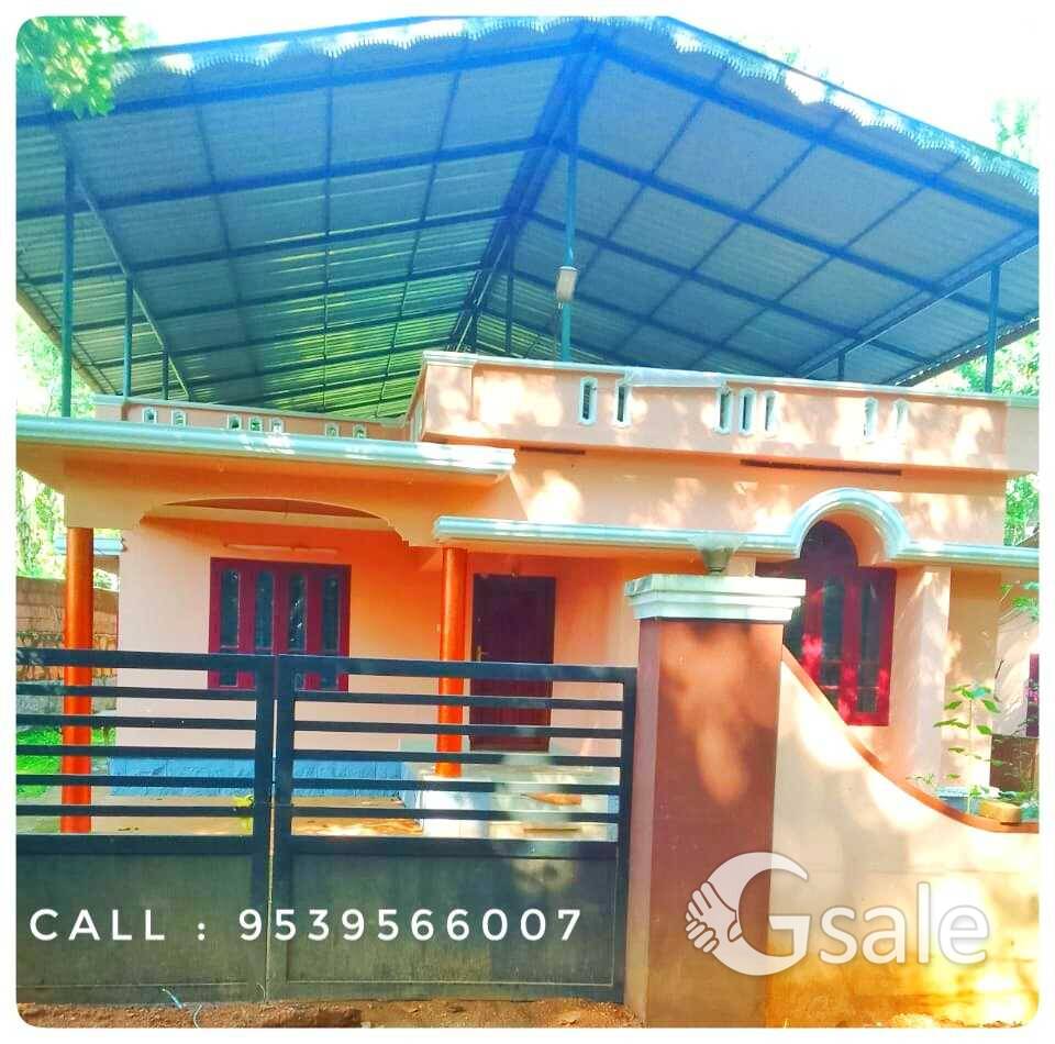 തിരുവല്ല മല്ലപ്പള്ളി ചെങ്ങരൂരിൽ ന്യായമായ വിലയ്ക്ക് വീട് വില്പനയ്ക്ക്